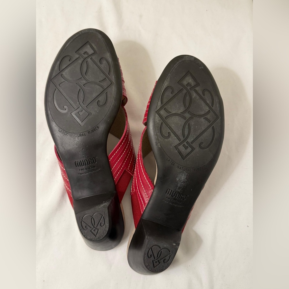 Munro Burgundy/ Red Leather Slide Sandal Crisscross Woven Vamp Contoured Footbed - Picture 4 of 7